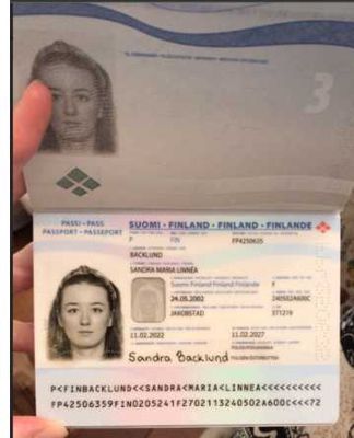 芬兰护照+手持18套